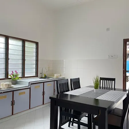 Comfort Semi D House, 1 Min To Town By Mr Homestay Teluk Intan Exterior photo