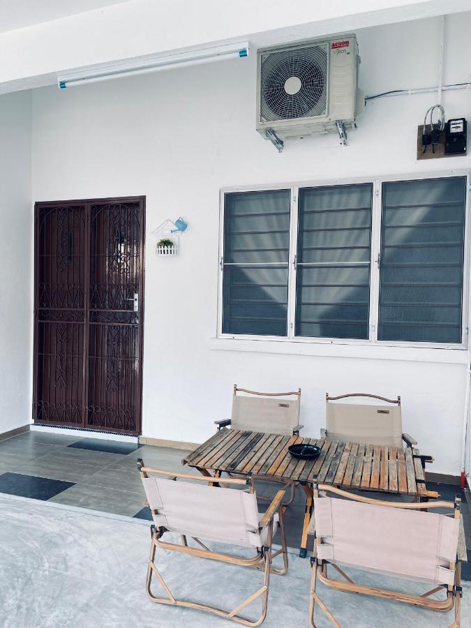 Comfort Semi D House, 1 Min To Town By Mr Teluk Intan
